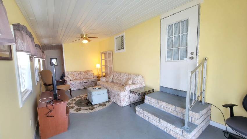 91 Orange Manor Dr. a Winter Haven, FL Mobile or Manufactured Home for Sale